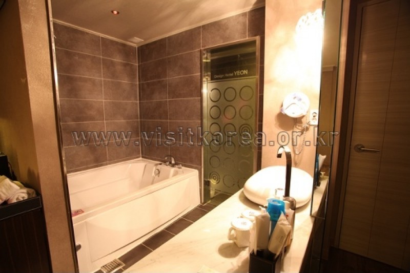 Hotel Yeon - Goodstay  (18/24)