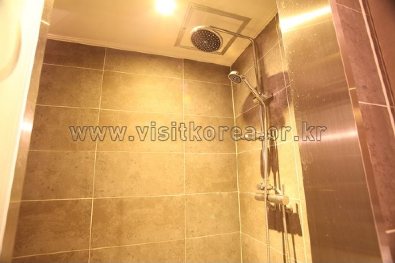 Hotel Yeon - Goodstay  (19/24)