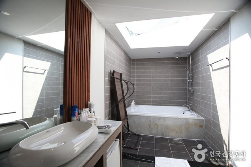 Hotel Yeon - Goodstay  (23/24)