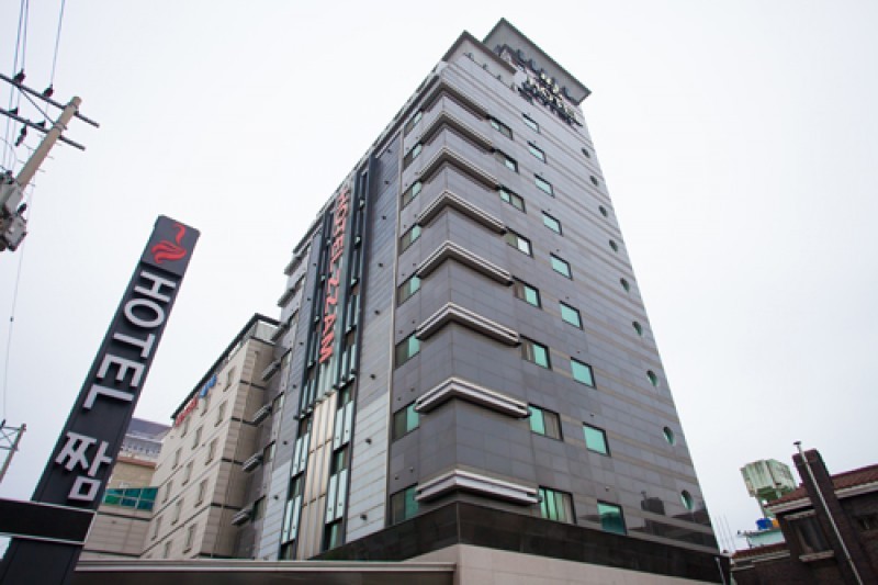 Zzam Hotel - Goodstay  (24/29)
