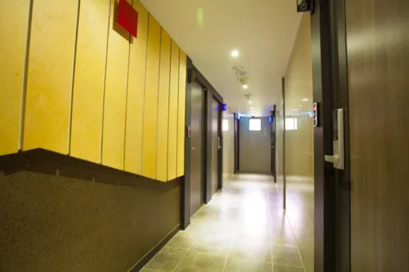 Feel Hotel - Goodstay  (5/21)