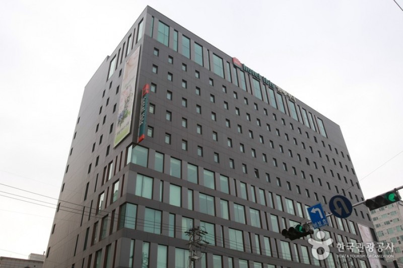 Ibis Ambassador Suwon  (3/19)