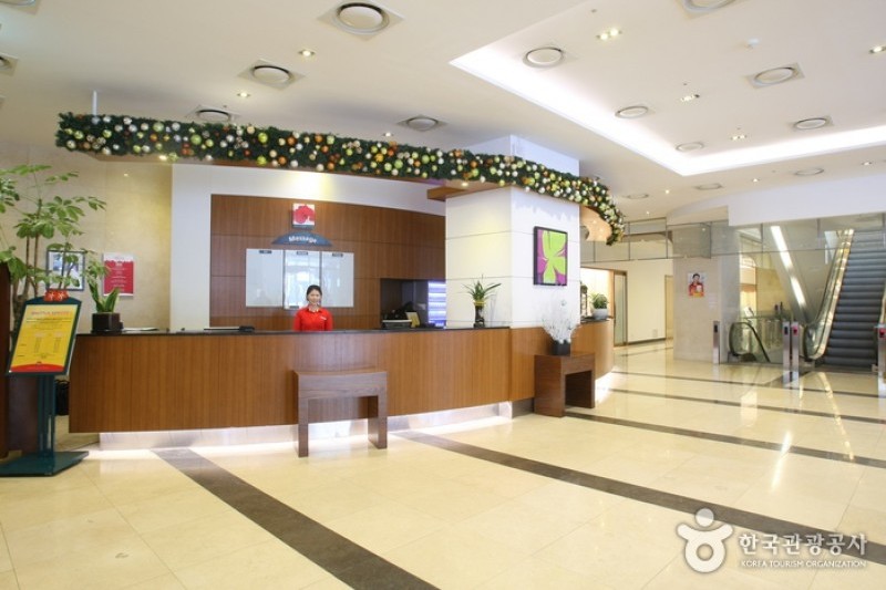 Ibis Ambassador Suwon  (7/19)