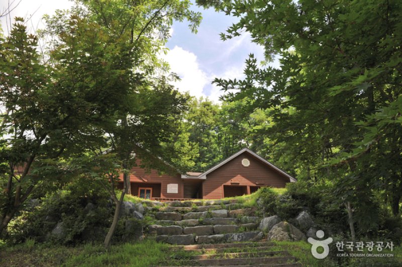 Yongmunsan Natural Recreational Forest  (3/6)