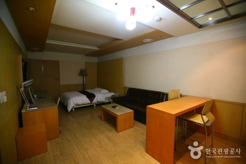 Benikea Suwon Hotel  (1/5)