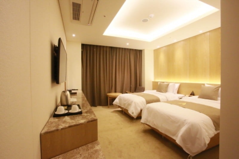 Avalon Hotel  (4/8)