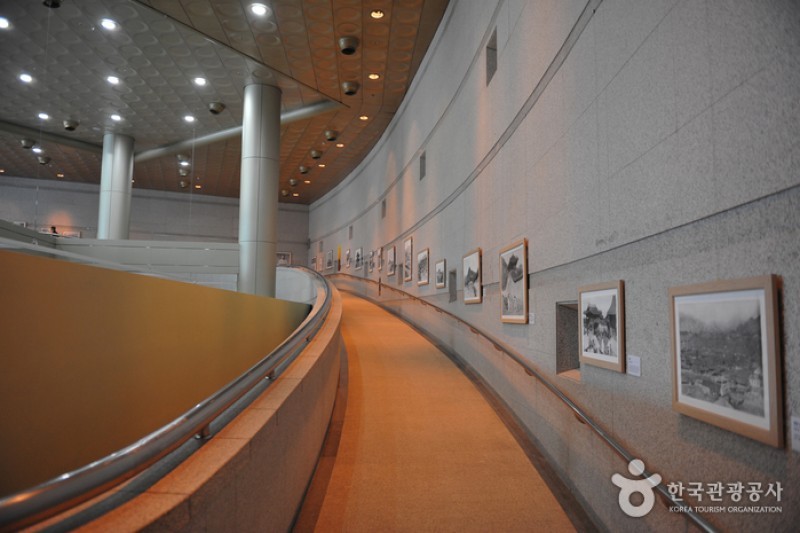 Gyeonggi Provincial Museum  (3/24)