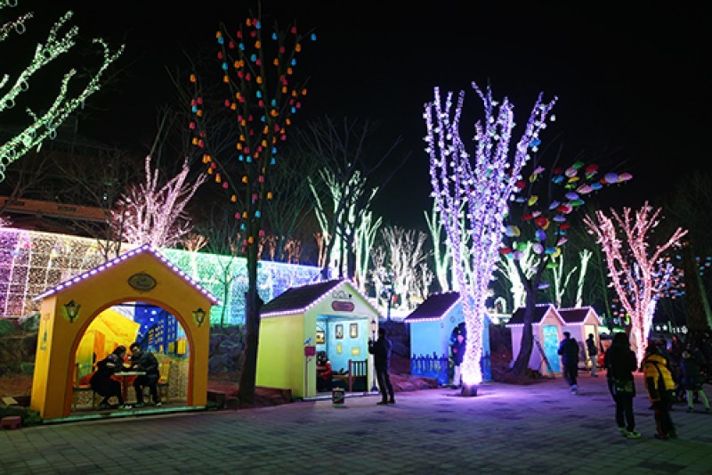 Light Festival at The Ansan Starlight Village Photo Land  (3/5)