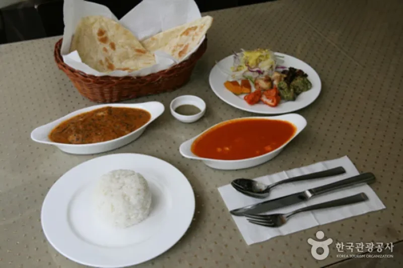 Royal India  (4/11)