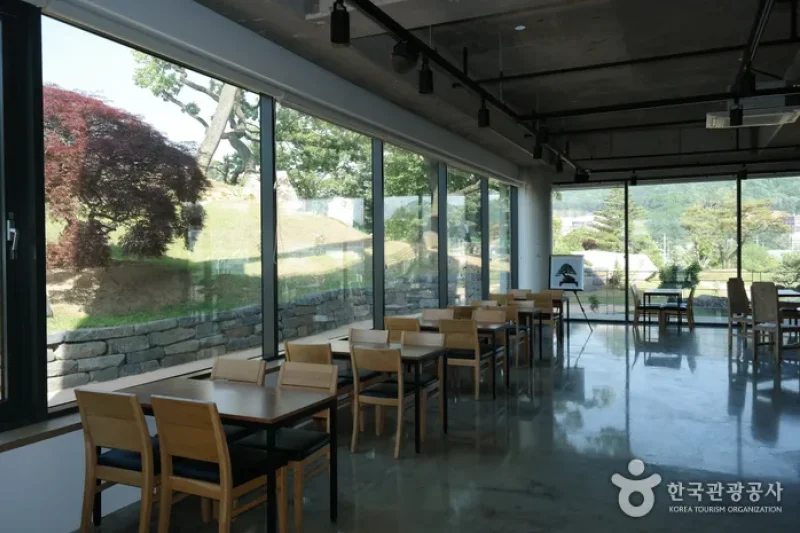 Soulone Botanical Garden  (8/29)