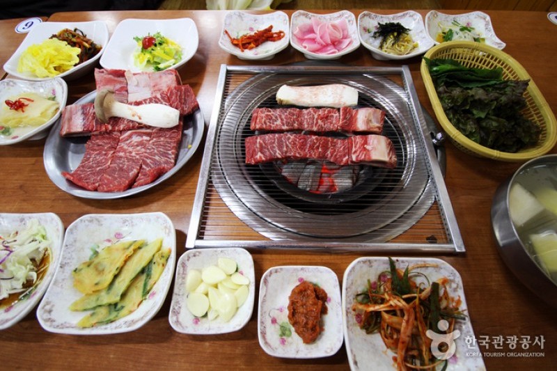 Pocheon Idong Galbi Maeul Village  (2/5)