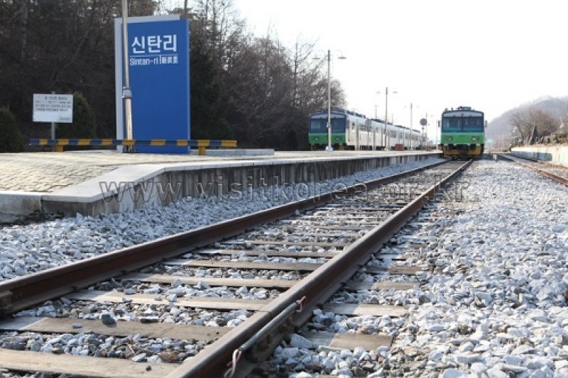 Sintan-ri Station  (8/14)