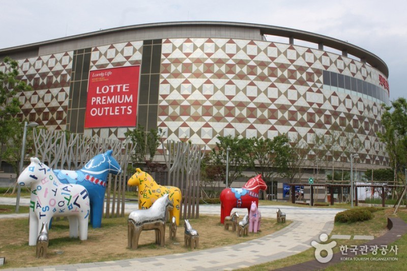 Lotte Premium Outlets - Gwangmyeong Branch  (9/9)