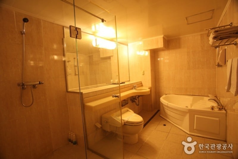 Central Hotel - Goodstay  (14/14)