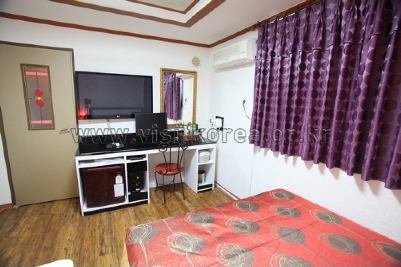 A Plus Hotel - Goodstay  (4/11)