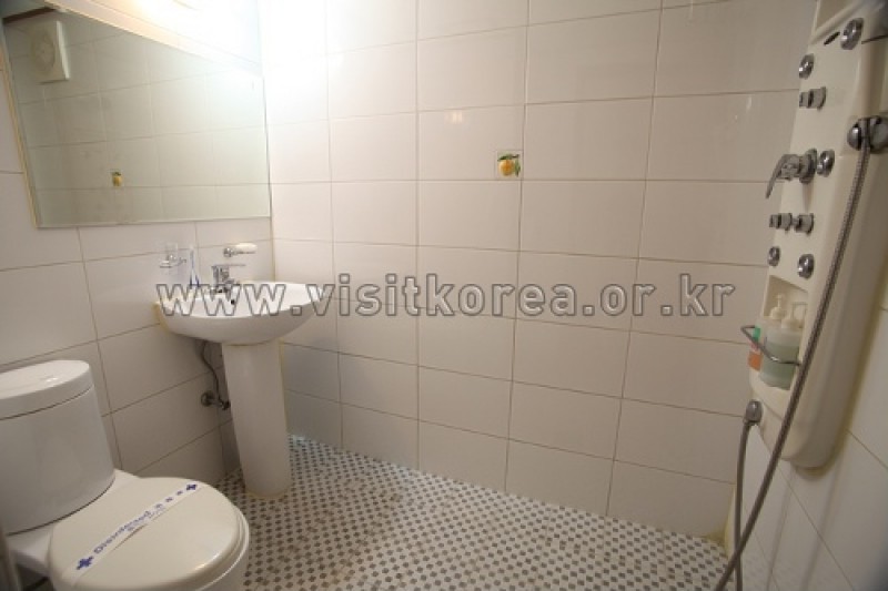 A Plus Hotel - Goodstay  (5/11)