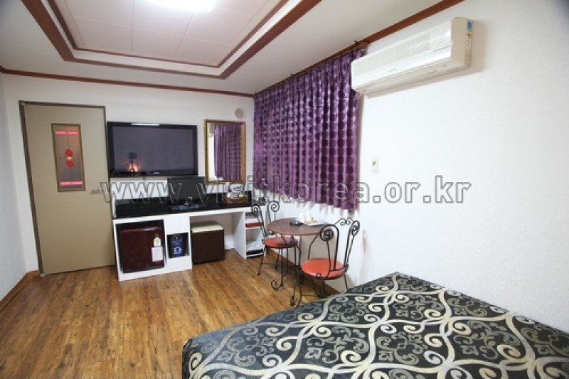 A Plus Hotel - Goodstay  (10/11)