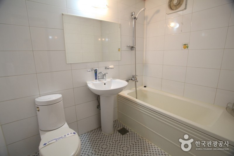 A Plus Hotel - Goodstay  (11/11)