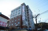 Iris Hotel - Goodstay 