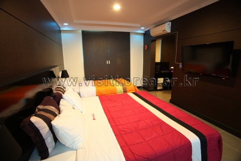 Hotel Hill House - Goodstay  (10/14)