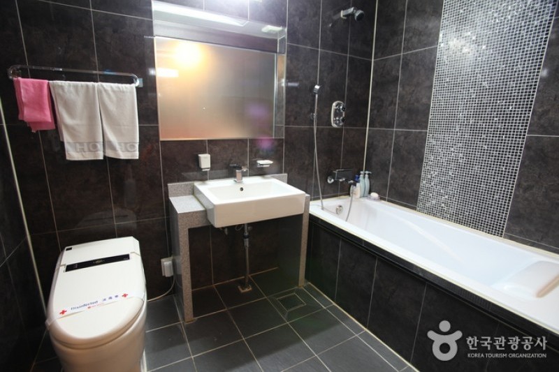 Hotel Hill House - Goodstay  (14/14)