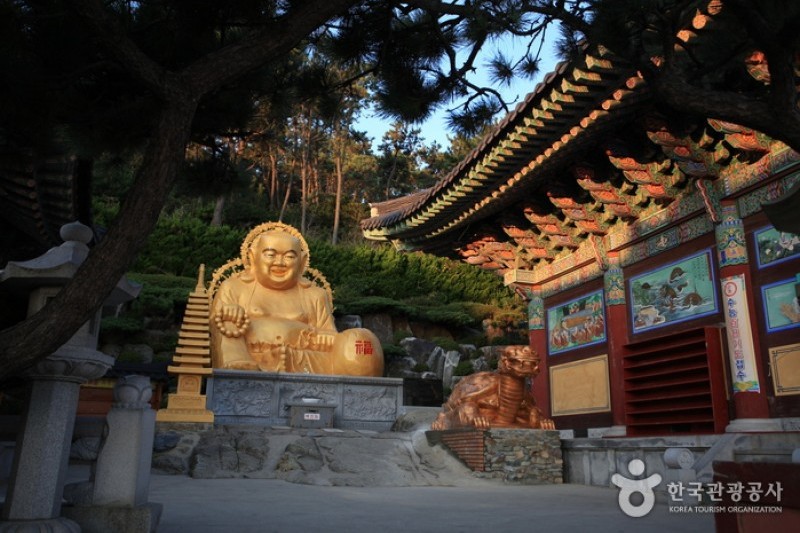 Haedong Yonggungsa Temple  (9/32)