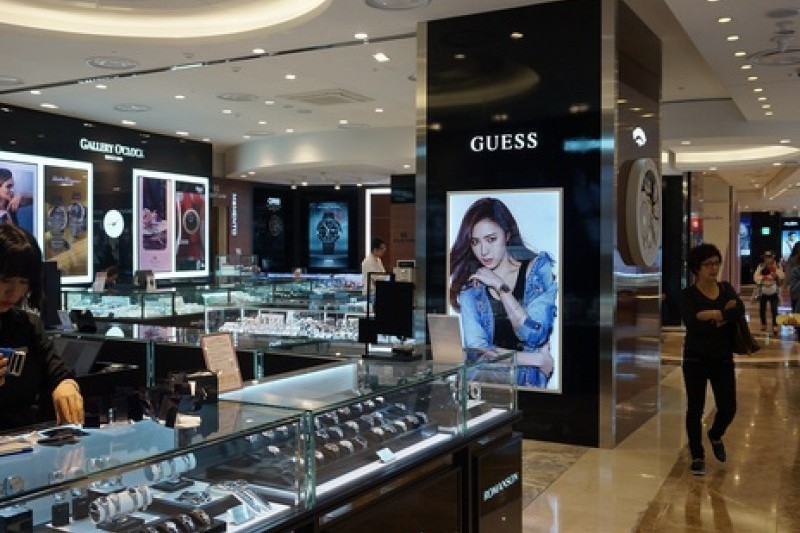 Lotte Department Store - Busan Branch  (10/17)