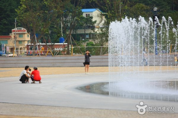 Dadaepo Sunset Fountain of Dream