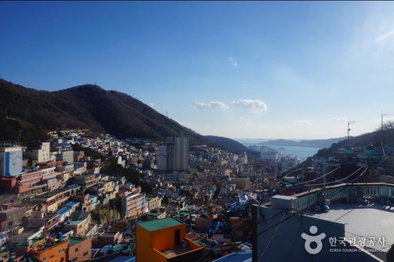 Busan Gamcheon Culture Village  (3/16)
