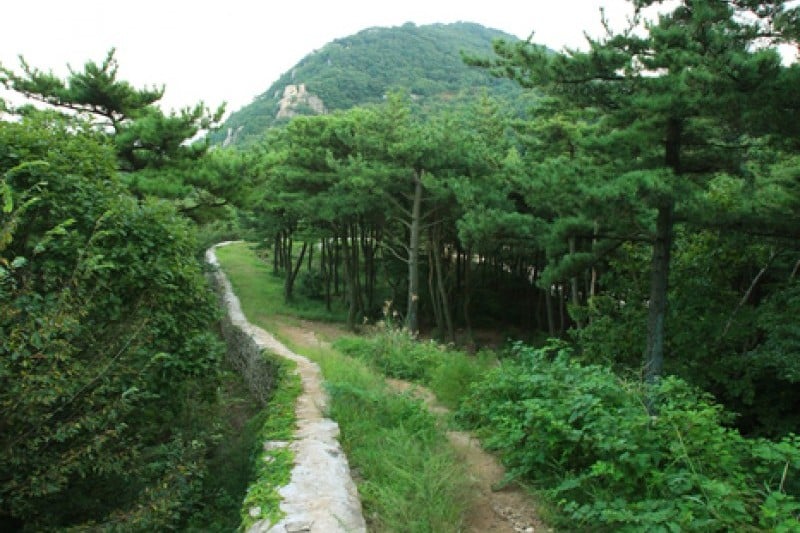 Geumjeongsanseong  Fortress  (2/3)