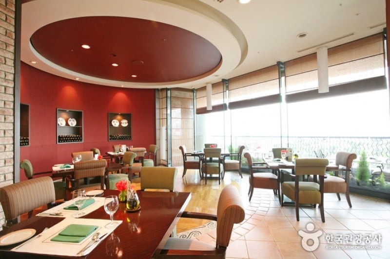 Paradise Hotel Busan  (28/43)