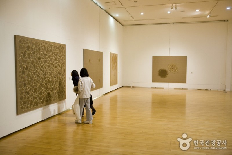Busan Museum of Art  (3/13)
