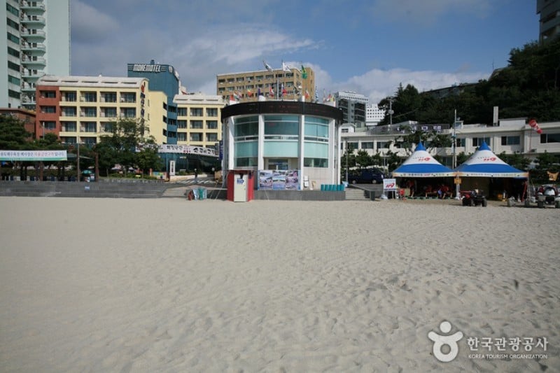 Busan Songdo Beach  (1/32)