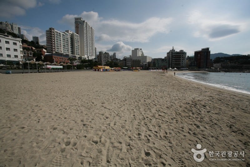 Busan Songdo Beach  (4/32)
