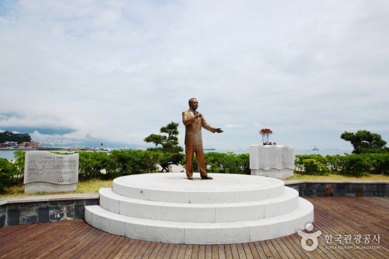 Busan Songdo Beach  (13/32)