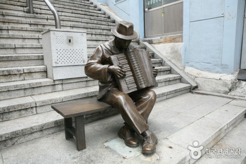 40-step Culture &amp; Tourism Theme Street  (9/10)