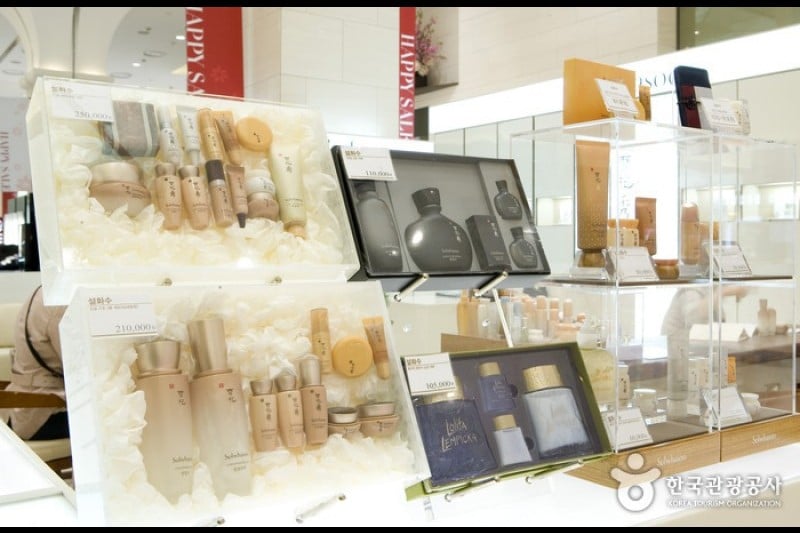 Sulwhasoo - Lotte Department Store Centum City Branch  (1/9)