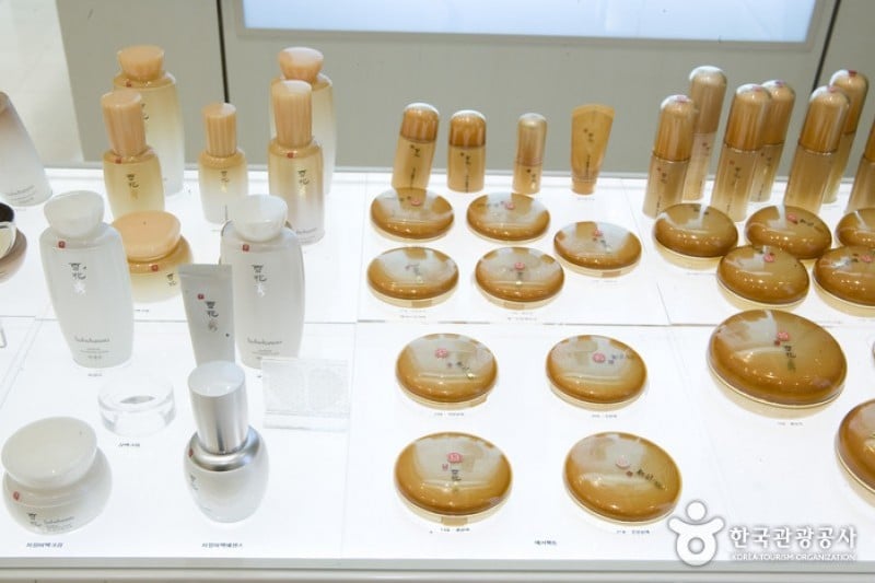 Sulwhasoo - Lotte Department Store Centum City Branch  (4/9)