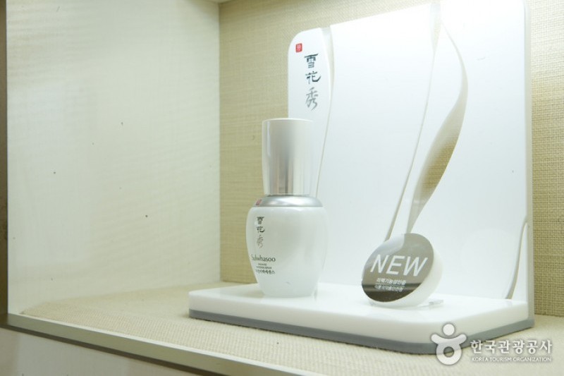 Sulwhasoo - Lotte Department Store Centum City Branch  (9/9)