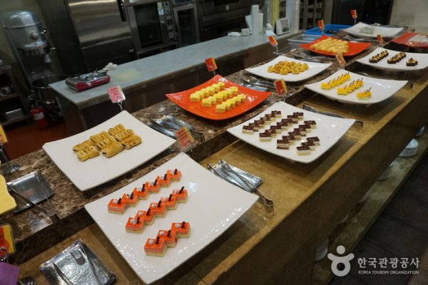 OASE Seafood Buffet