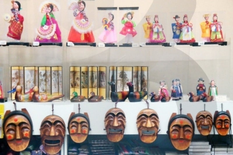 Yongdusan Park  Busan Tower Seyang  (3/6)
