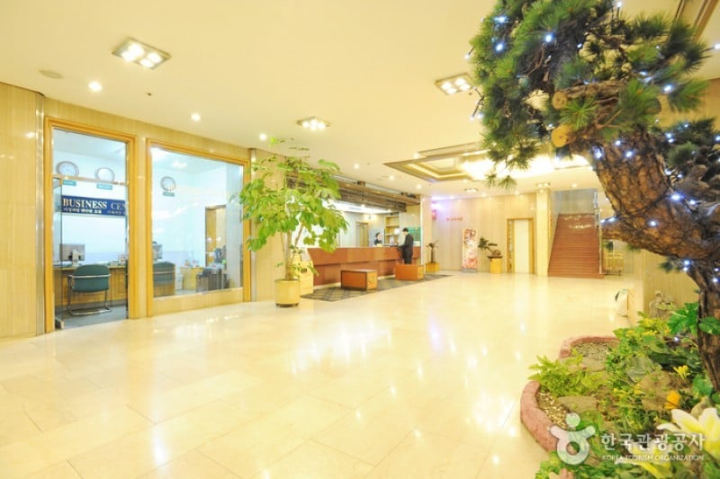 Busan Tourist Hotel  (2/26)
