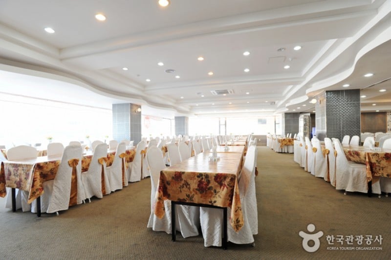 Hotel Arirang Busan  (9/32)