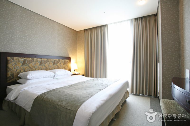Haeundae Centum Hotel (해운대센텀호텔) (7/14)