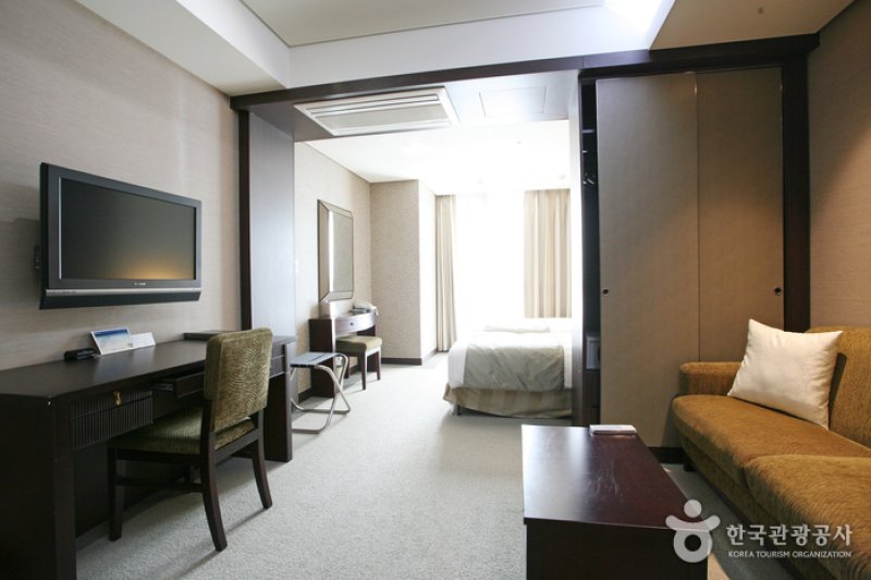 Haeundae Centum Hotel (해운대센텀호텔) (11/14)