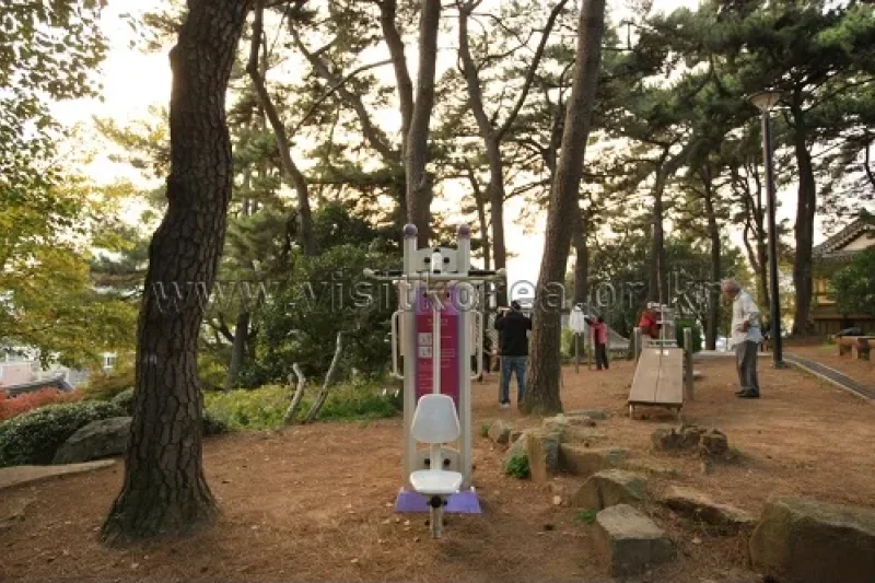 Suyeong Sajeok Park (수영사적공원) (26/40)
