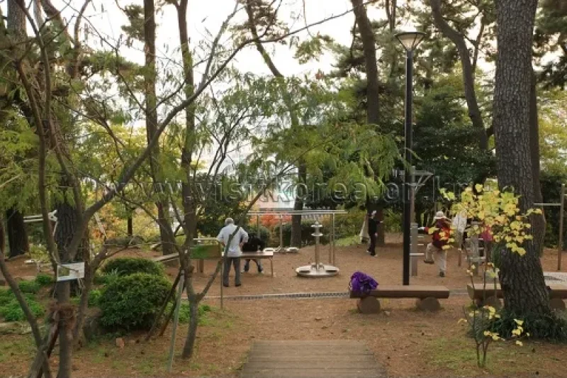 Suyeong Sajeok Park (수영사적공원) (27/40)