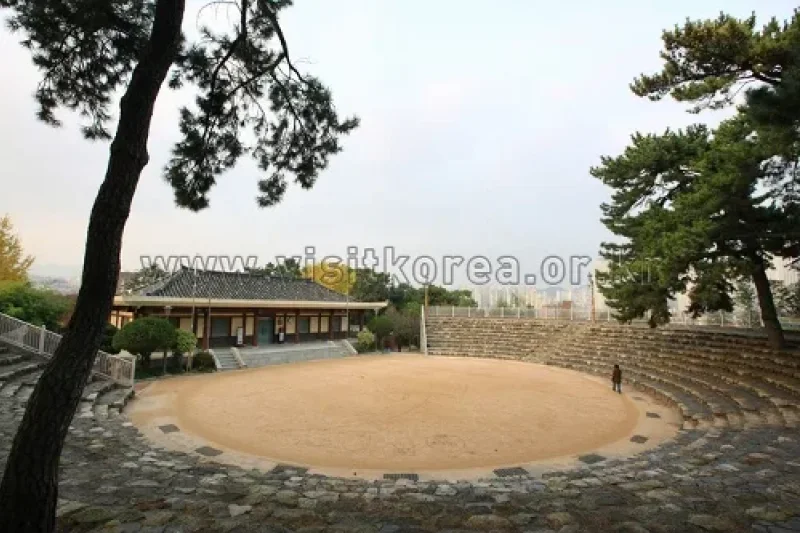 Suyeong Sajeok Park (수영사적공원) (31/40)