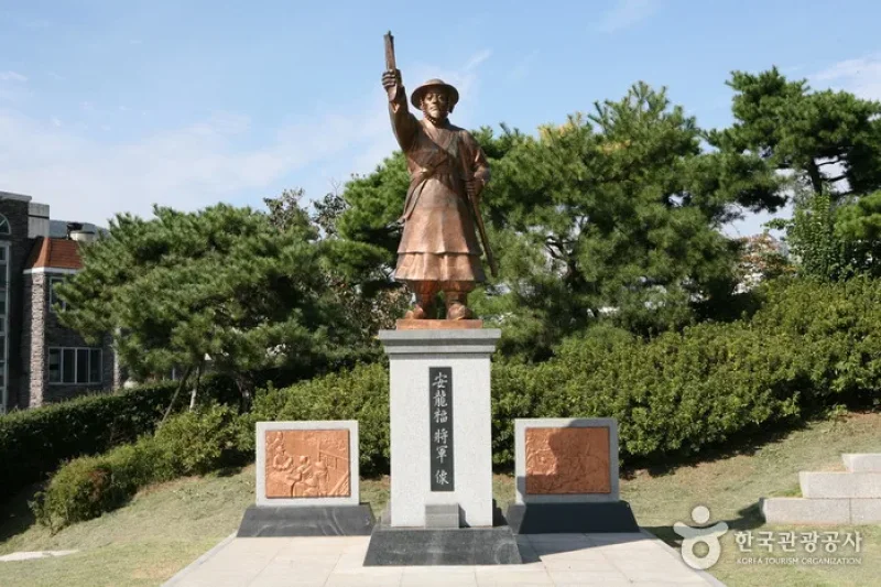Suyeong Sajeok Park (수영사적공원) (40/40)