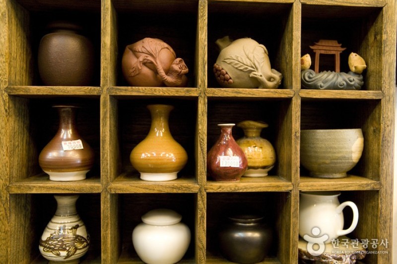 Meet Antique Items  (7/14)